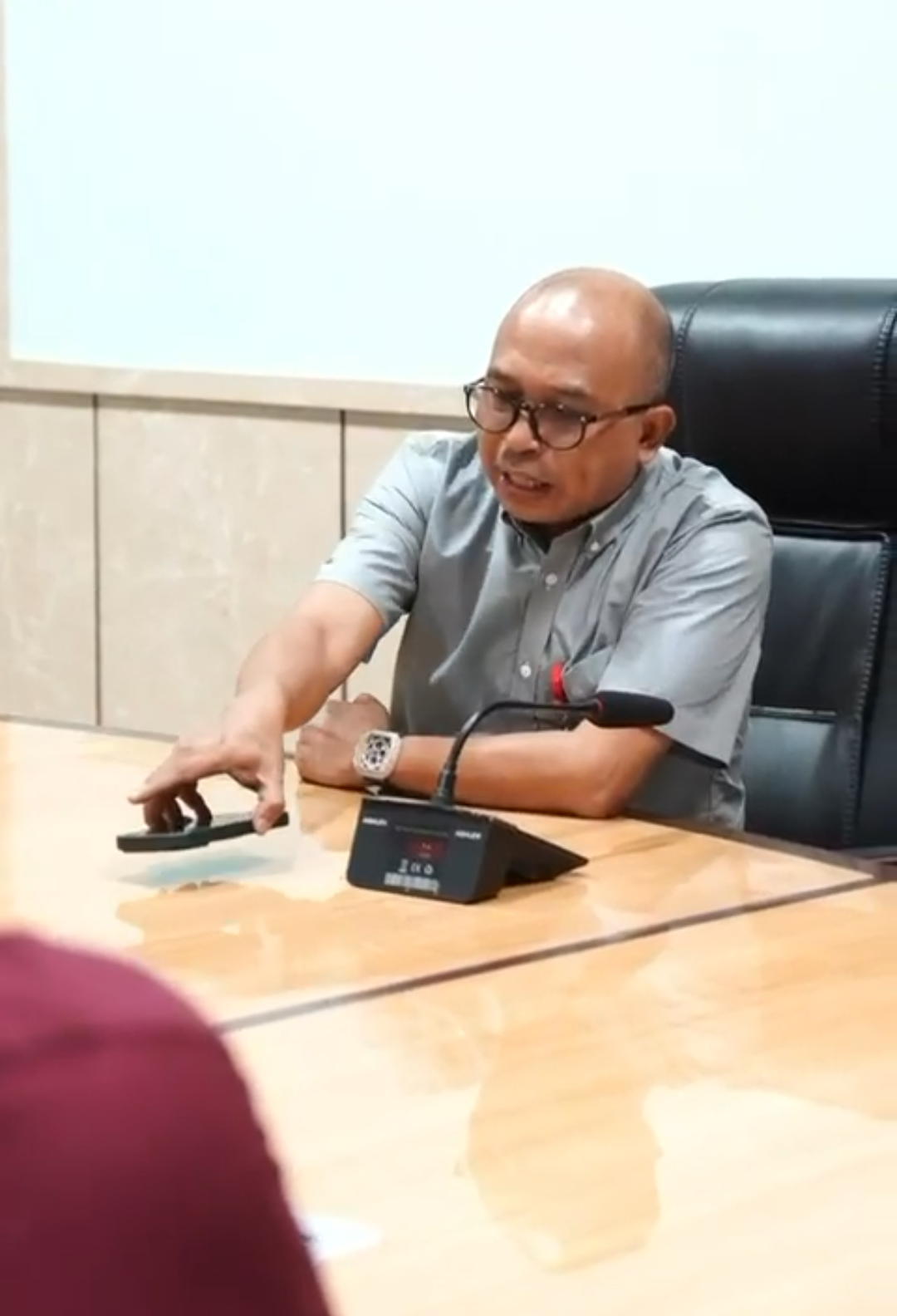 Plt Dirum Perumda Air Minum Makassar, Putra Palopo Andi Taufiq Aris, Paparkan Jurus Efisiensi, Investasi, dan Pengelolaan Air Baku kepada DPRD Palopo